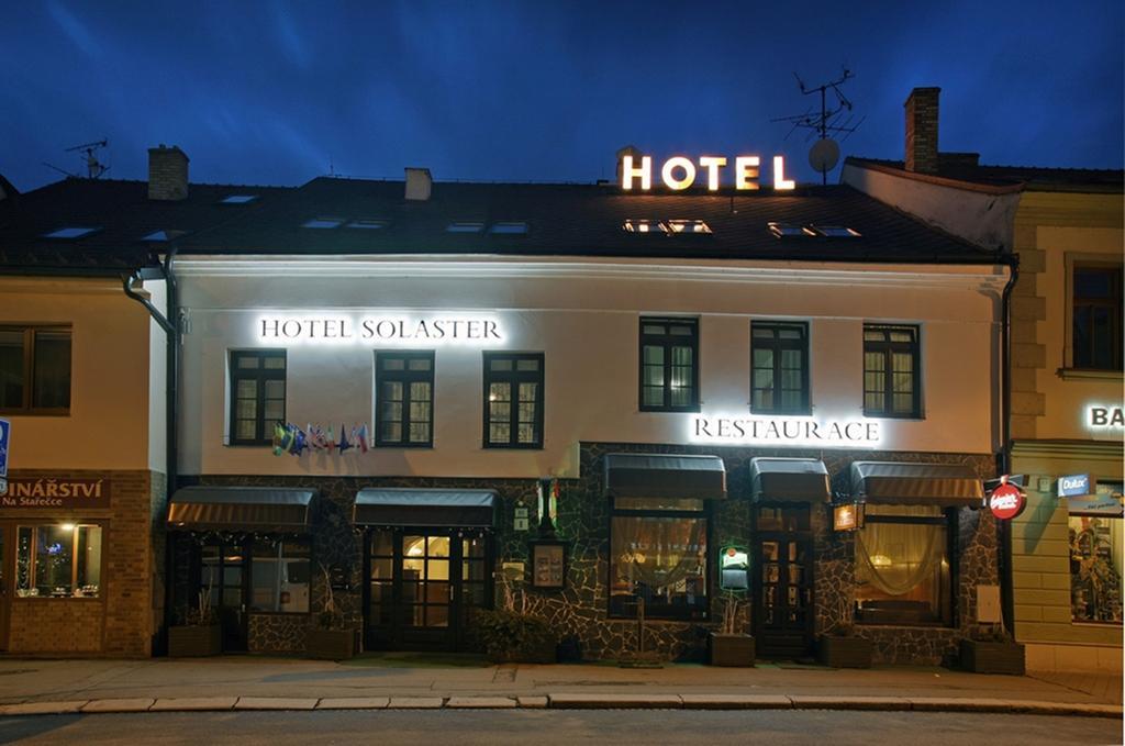 Hotel Solaster Garni Trebic Ngoại thất bức ảnh